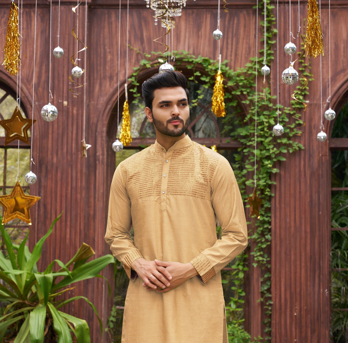 Traditional Chiku Men Kurta