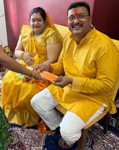 Happy customer couple