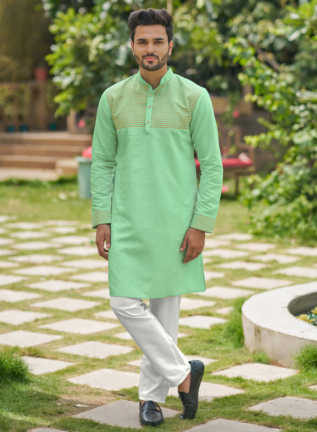 Elegant Men Silk Pista Kurta with Pajama