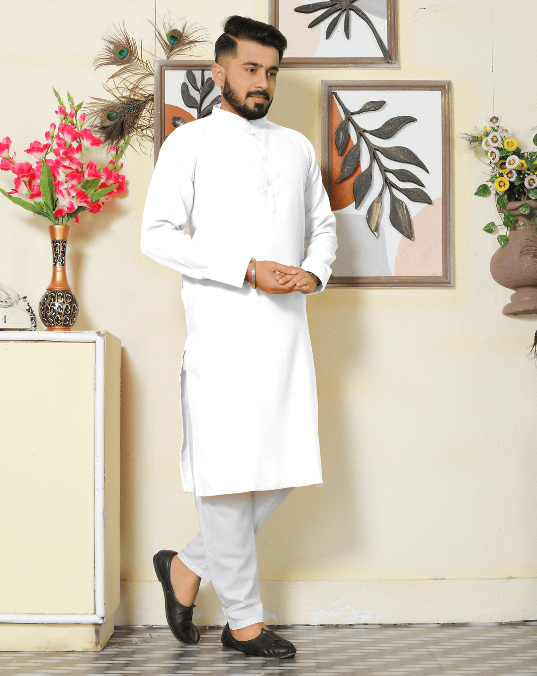 Gallant White Men Cotton Kurta with Pyjama