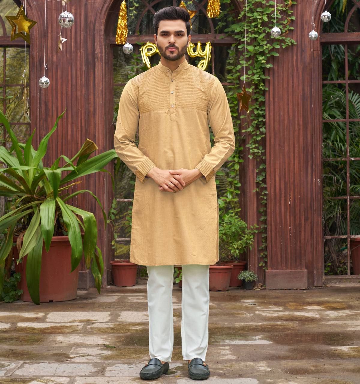 Traditional Chiku Men Kurta