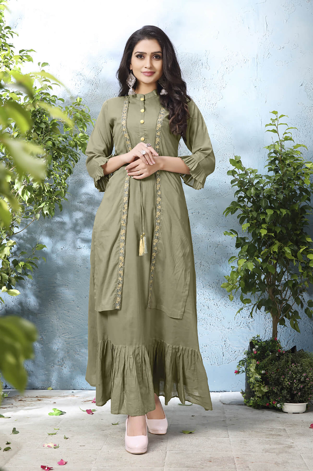 Designer Green kurti with stylish shrug