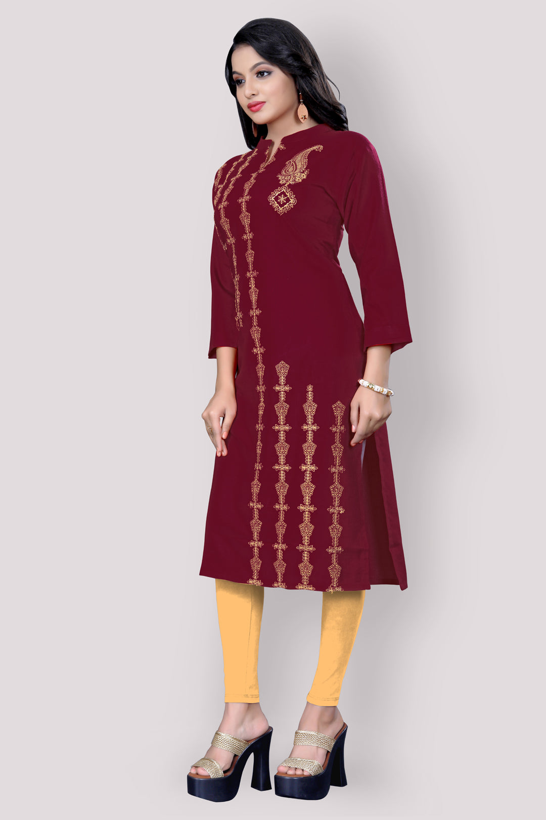 Embroidered cotton Maroon Kurta