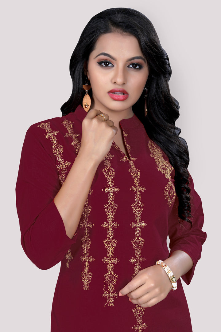 Embroidered cotton Maroon Kurta