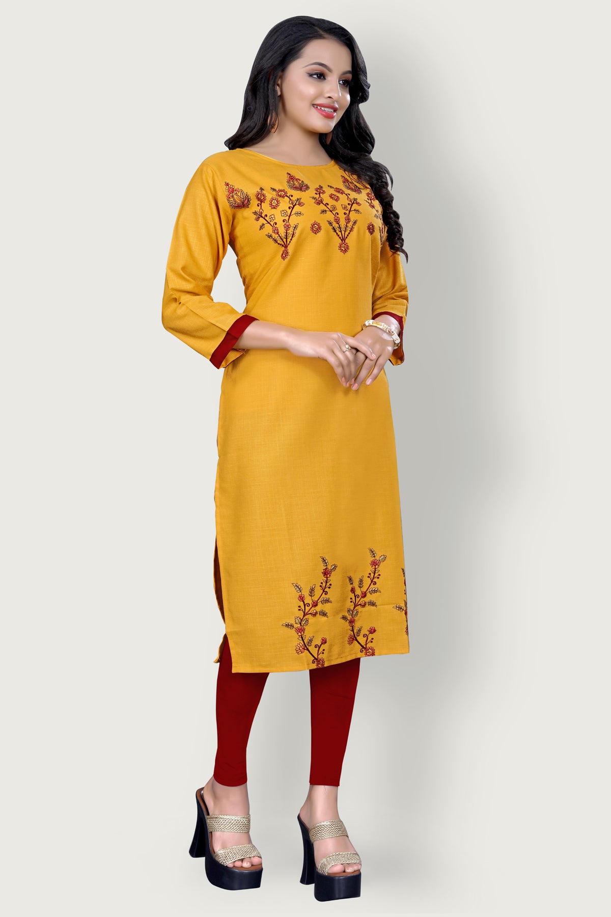 Embroidered cotton Yellow Kurta