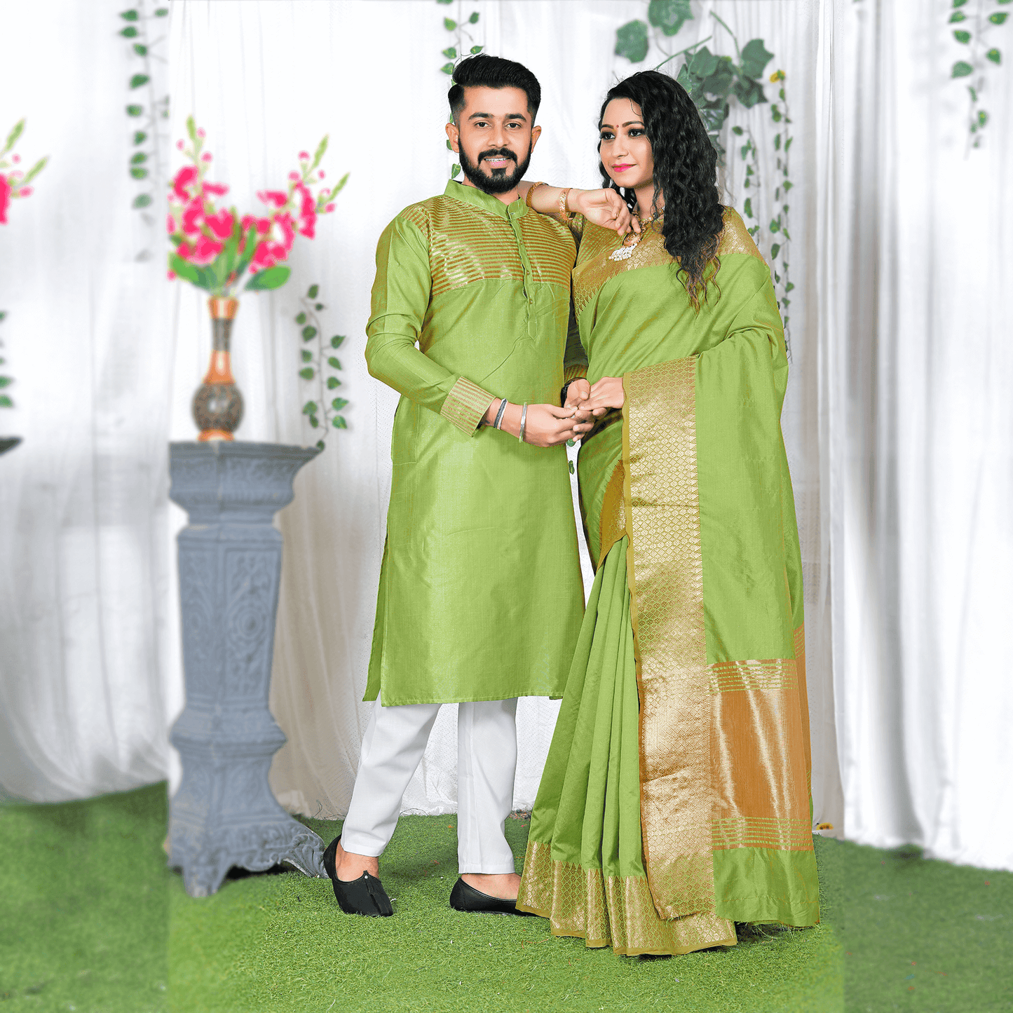 Green Silk Saree & Kurta: Couple Dress Elegance - Archittam Fashion Green Silk Saree & Kurta: Couple Dress Elegance - Archittam Fashion